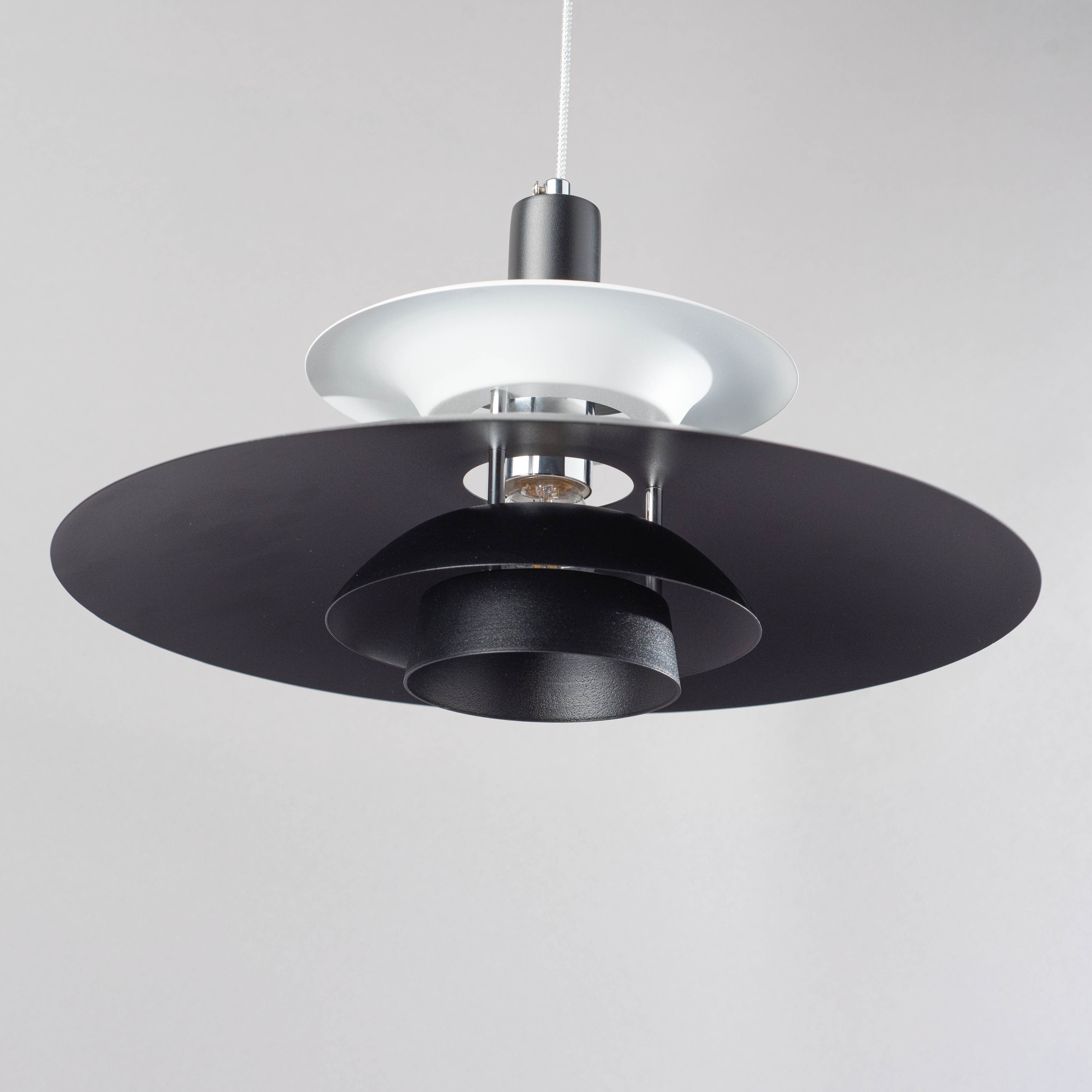 Cтильный подвесной светильник Skandilight Black